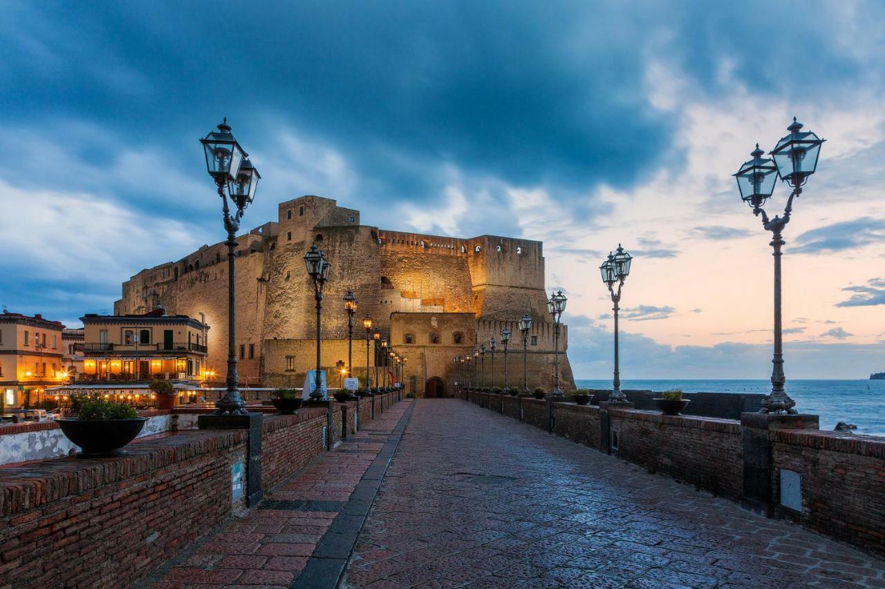 Donnare Casavacanza - Historic Center Of نابولي المظهر الخارجي الصورة